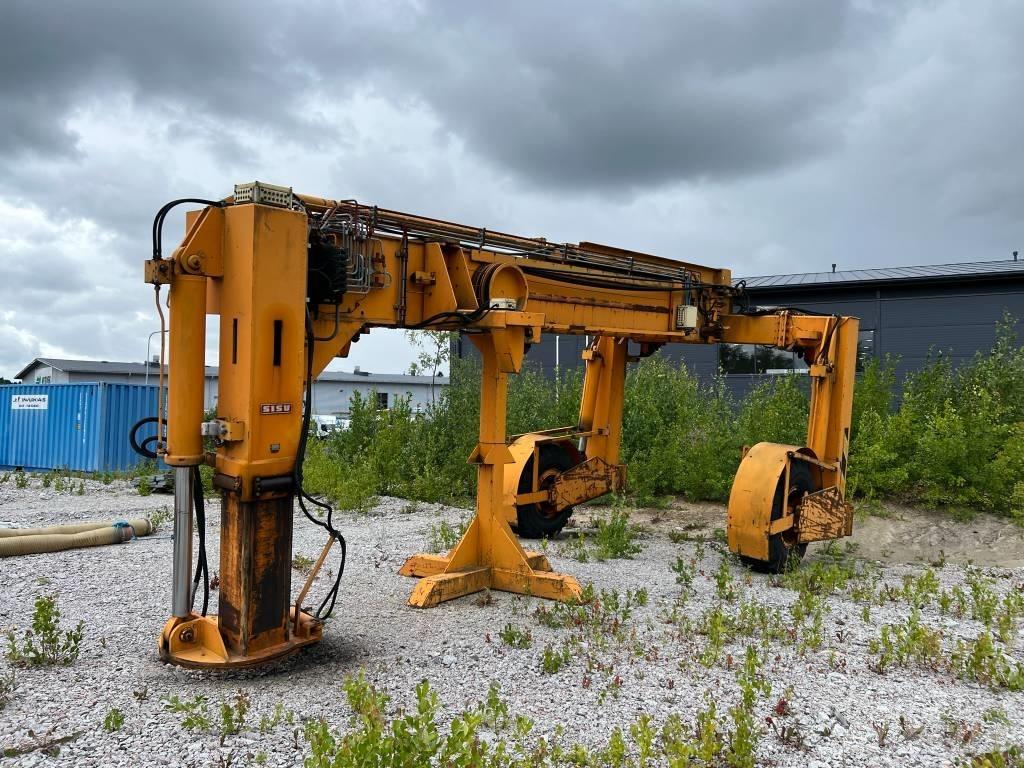 Sisu FC-45 HB Kontejnerové manipulátory