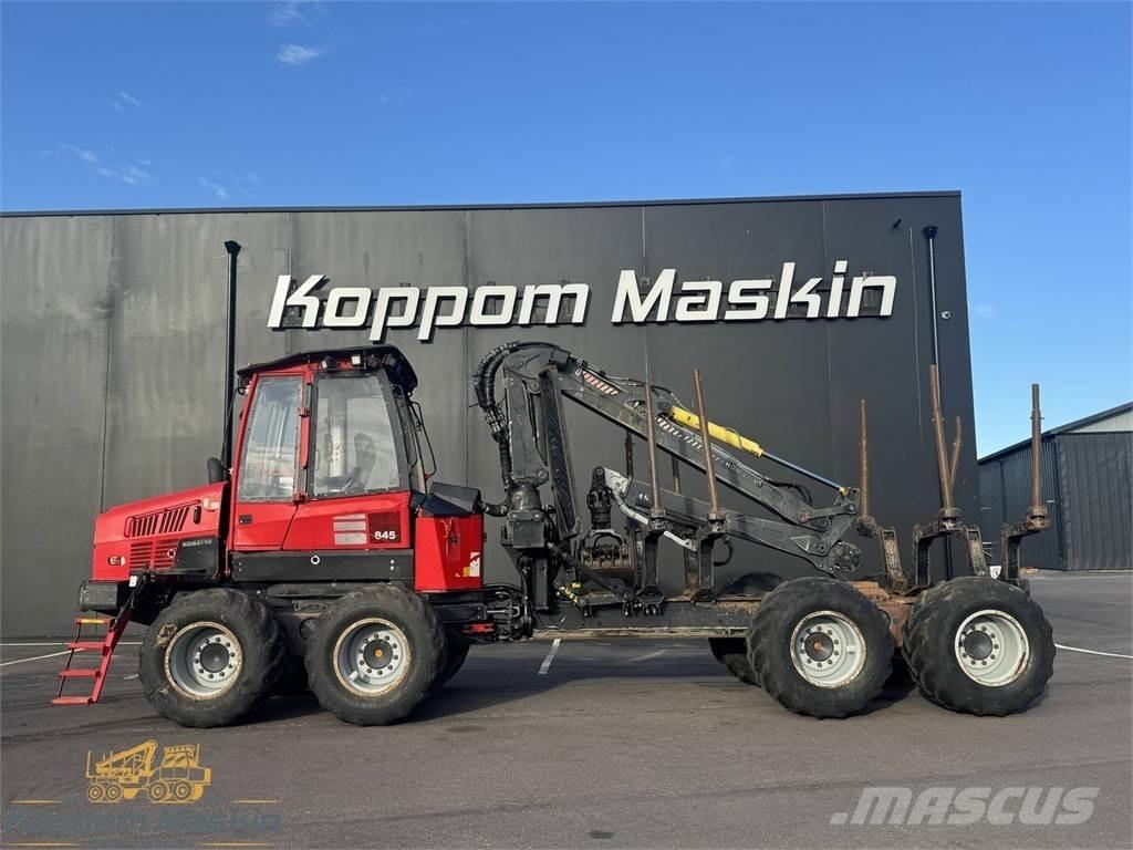 Komatsu 845 Vyvážecí traktory
