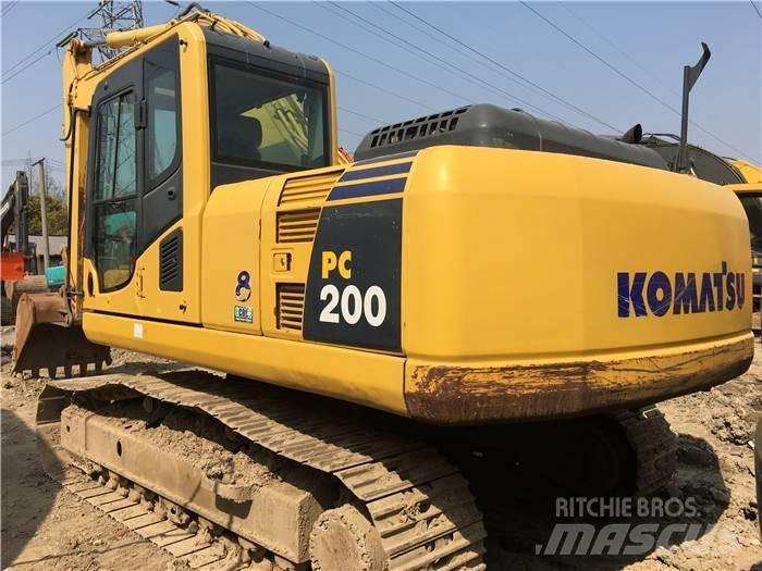 Komatsu PC 200-8 Pásová rýpadla