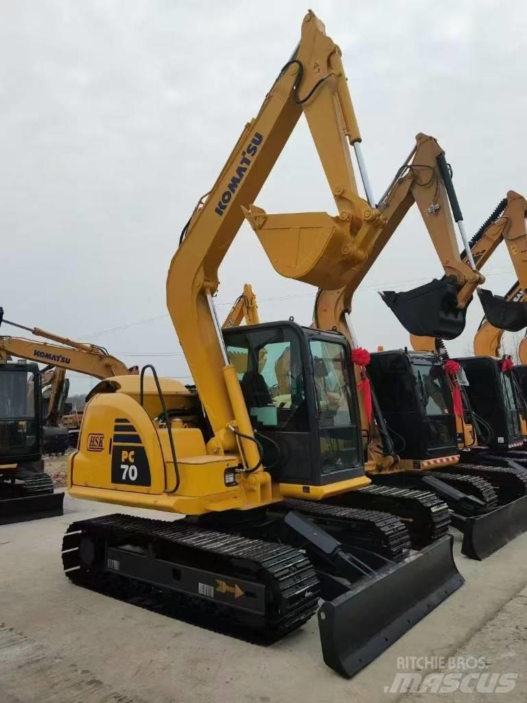 Komatsu 70-8 Pásová rýpadla