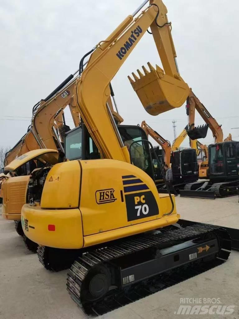 Komatsu 70-8 Pásová rýpadla