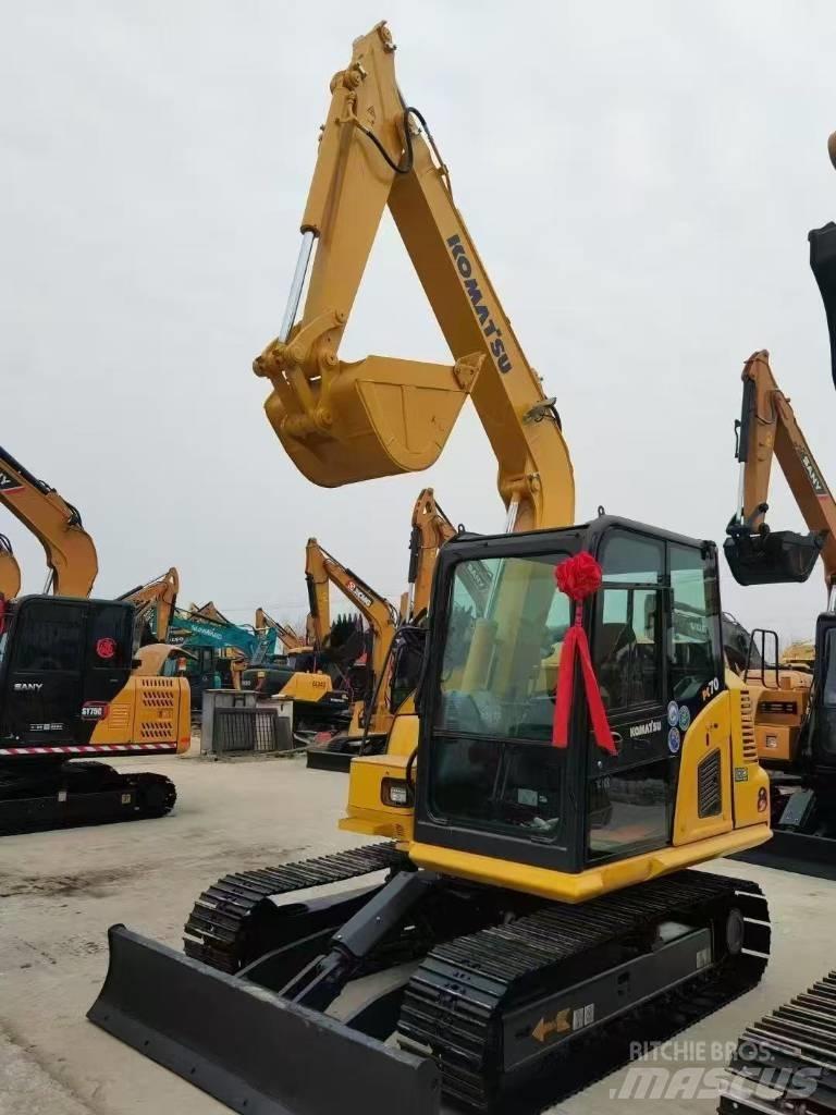 Komatsu 70-8 Pásová rýpadla
