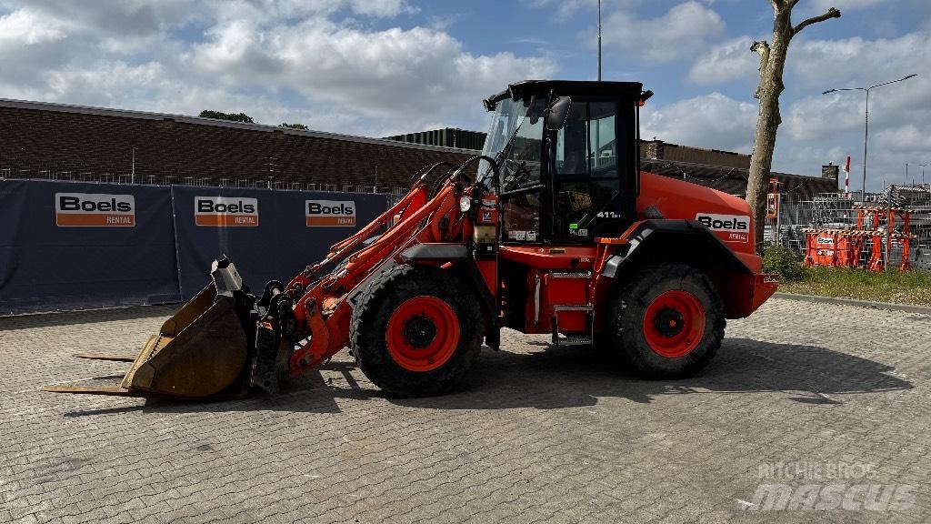 JCB 411HT T4i Kolové nakladače