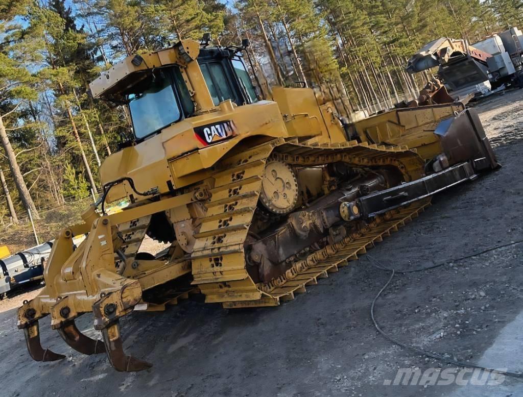 CAT D 6 T LGP Pásové dozery