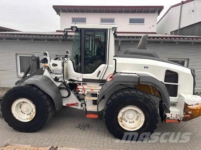 Volvo Radlader L110H Kolové nakladače