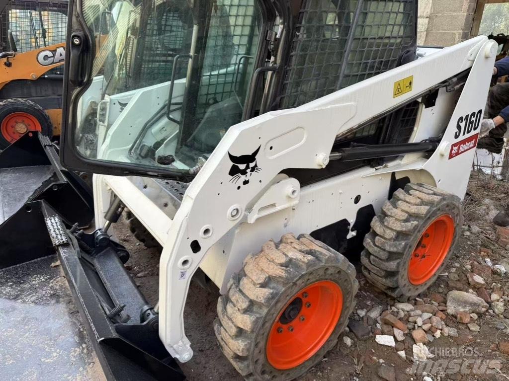 Bobcat S 160 Smykem řízené nakladače