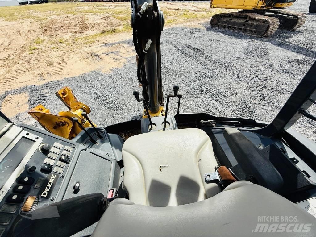 DEERE 310L EP Rýpadlo-nakladače