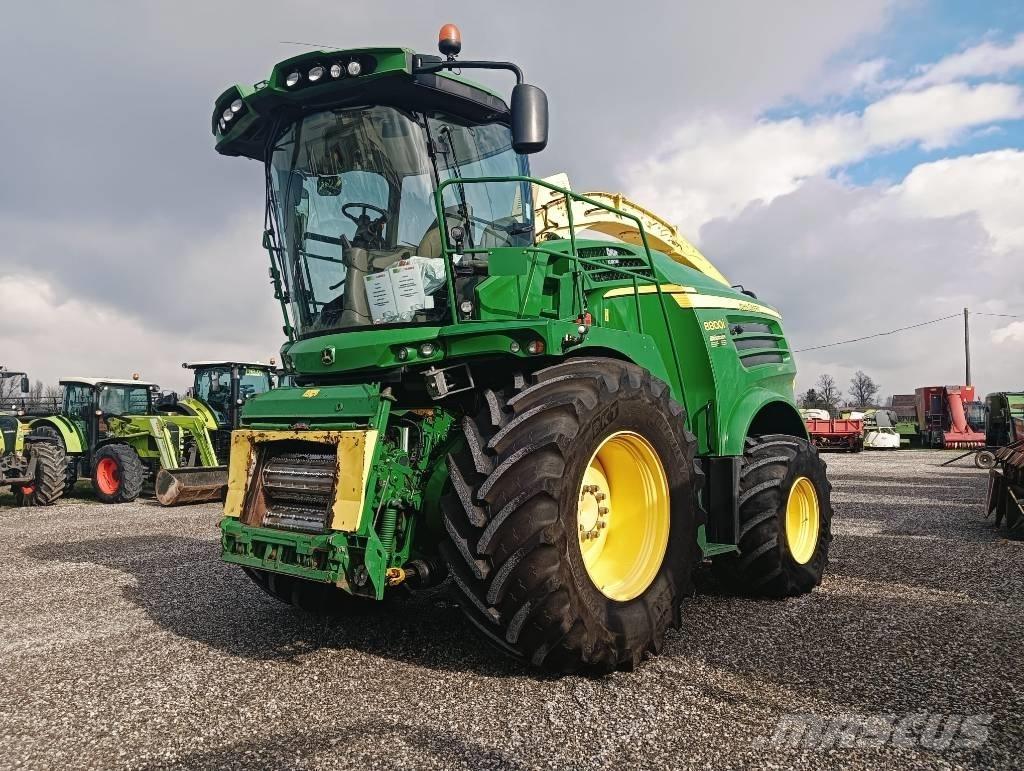 John Deere 8800 Samojízdné sekačky