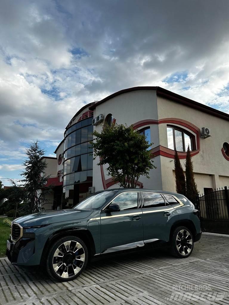 BMW XM Osobní vozy