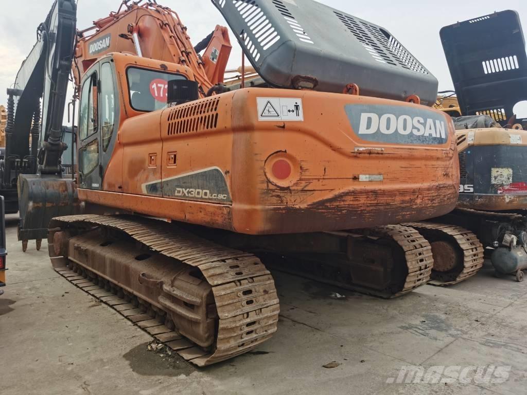 Doosan DX300LC-9C Pásová rýpadla