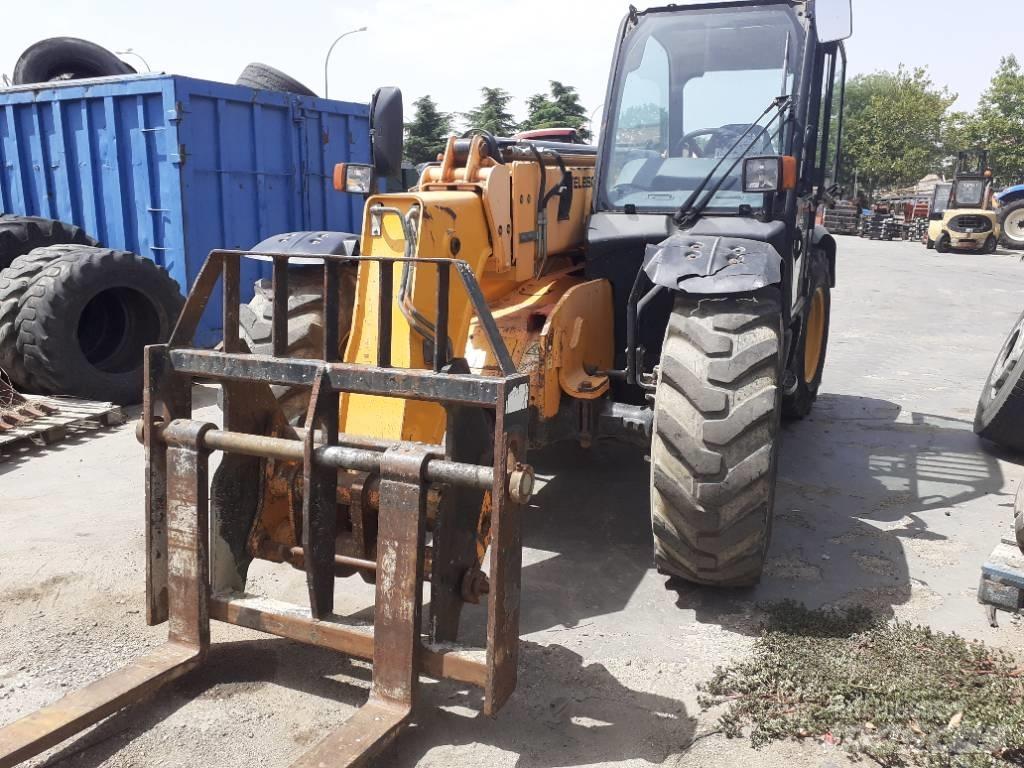 JCB 535-95 Teleskopické nakladače pro zemědělství