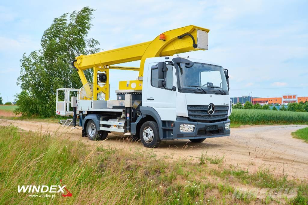 Palfinger P 300 KS Autoplošiny