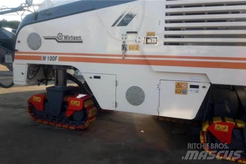 Wirtgen W100F Další