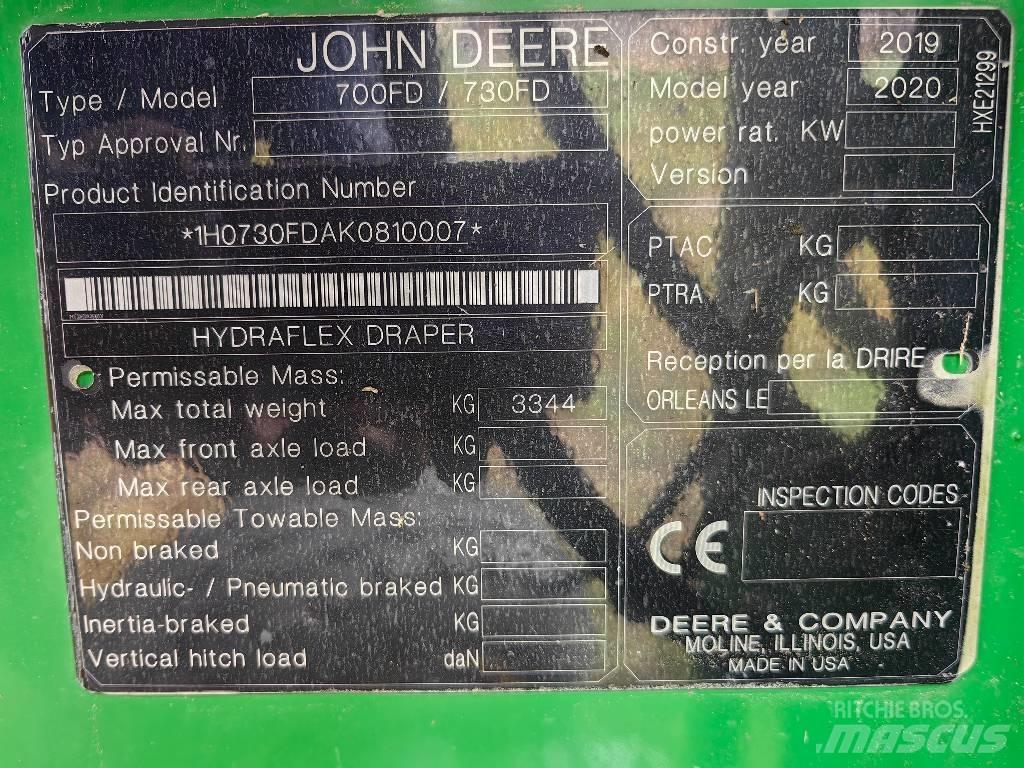 John Deere T 670 i Sklízecí mlátičky