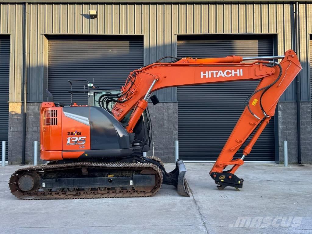 Hitachi ZX 135 US-7 Pásová rýpadla