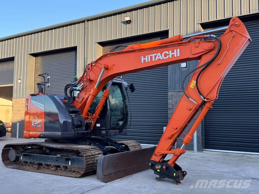 Hitachi ZX 135 US-7 Pásová rýpadla