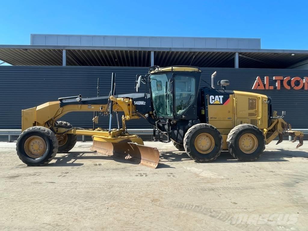 CAT 140 M2 Grejdry