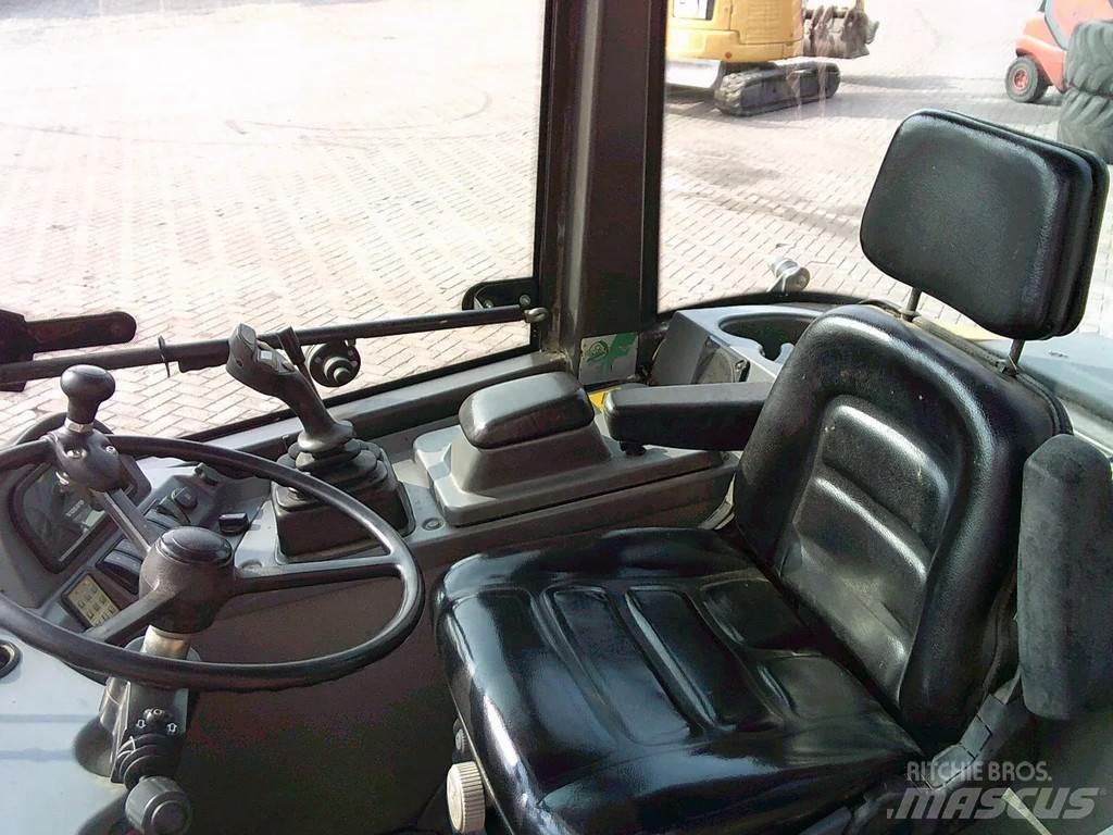 Volvo L25B Kolové nakladače