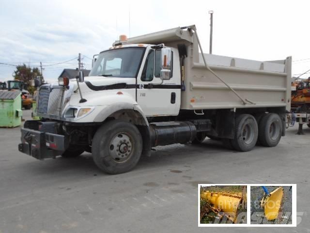 International 7500 Sklápěče