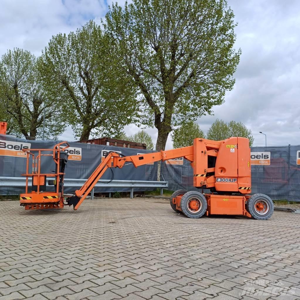 JLG E300AJP Kloubové plošiny