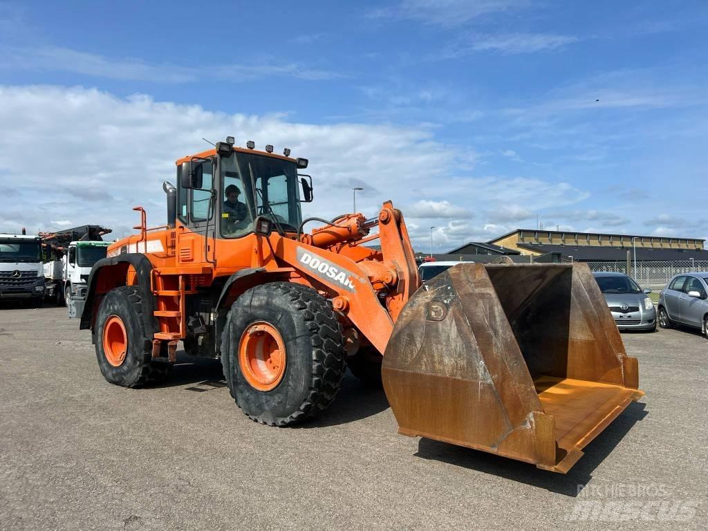 Doosan dl 300 Kolové nakladače