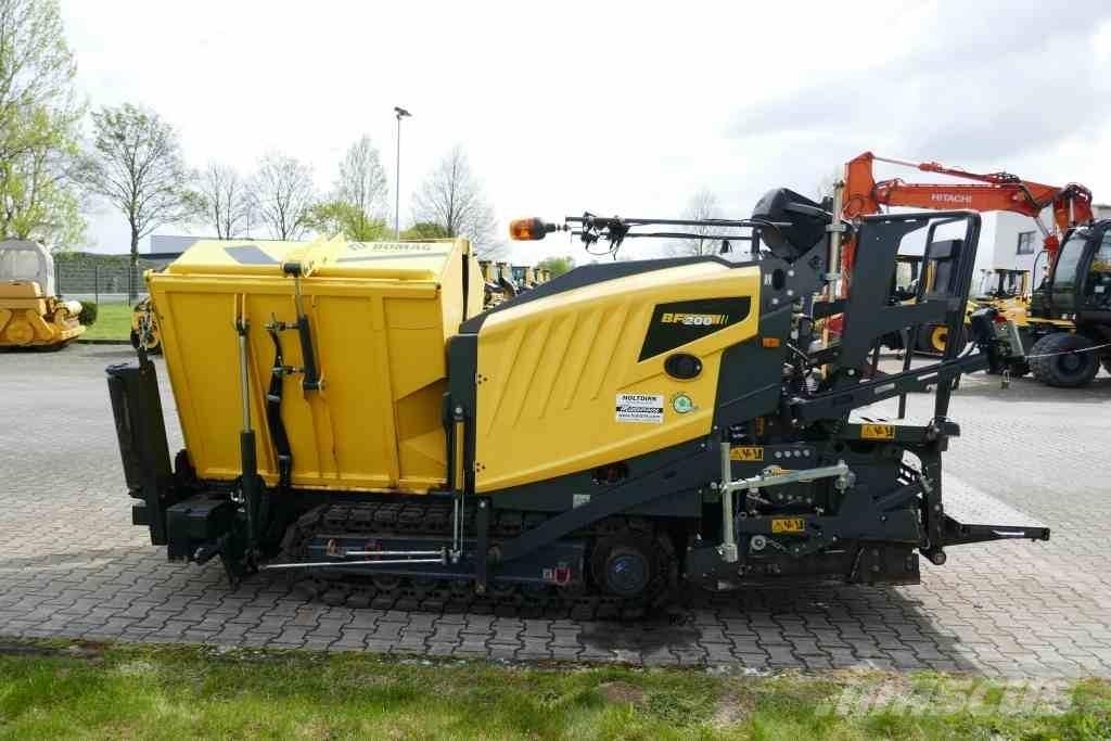 Bomag BF 200 C-2 Malé asfaltovací stroje