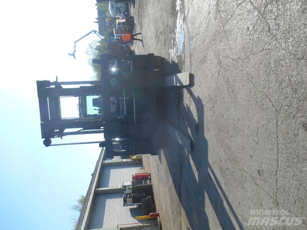 SMV 33-1200C Dieselové vozíky