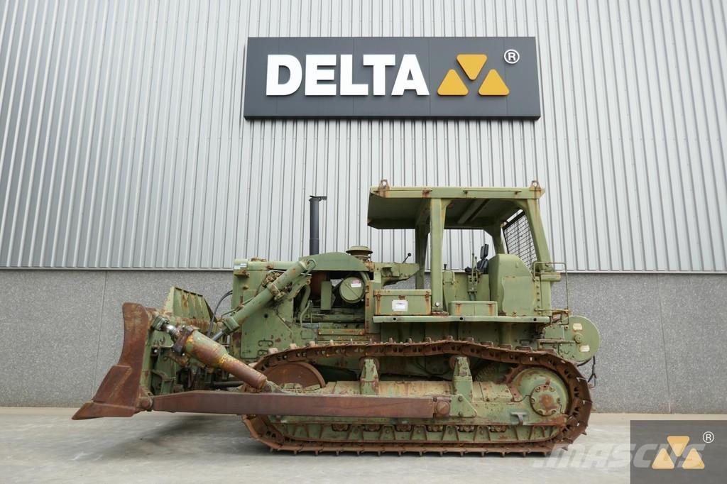 CAT D7F Ex-army Pásové dozery