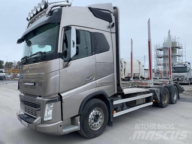 Volvo FH 750 Vozy na přepravu kmenů