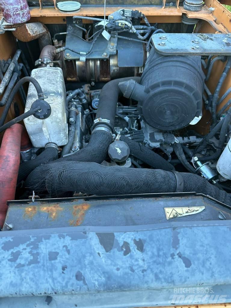 CASE SR 250 Smykem řízené nakladače