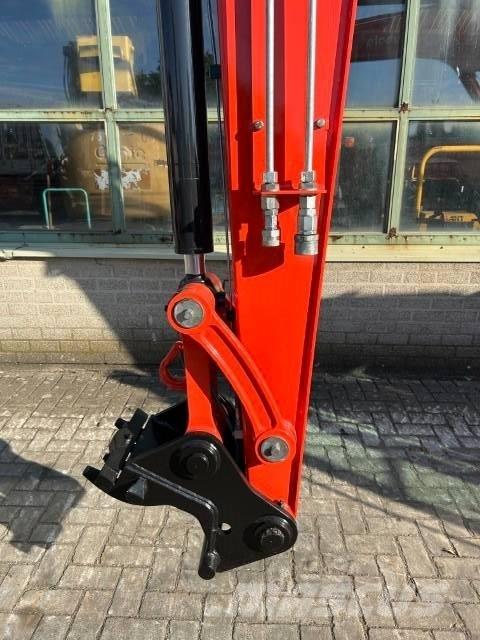 Kubota KX 080-4 Midi rýpadla 7t - 12t