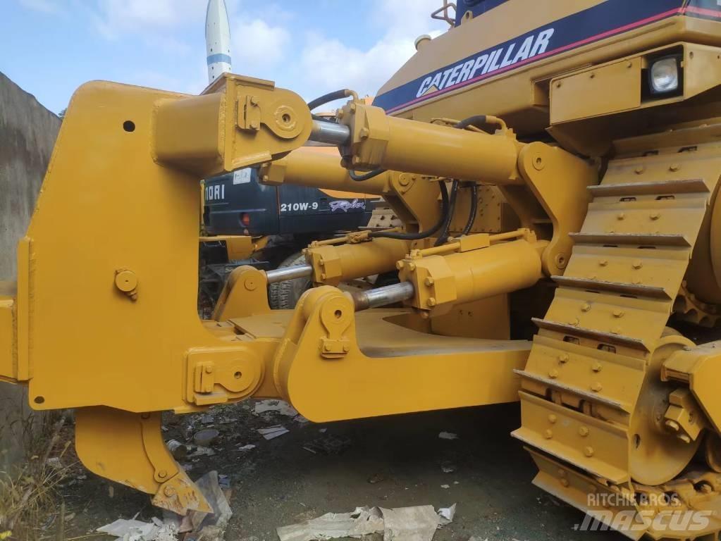 CAT D 9 R Pásové dozery