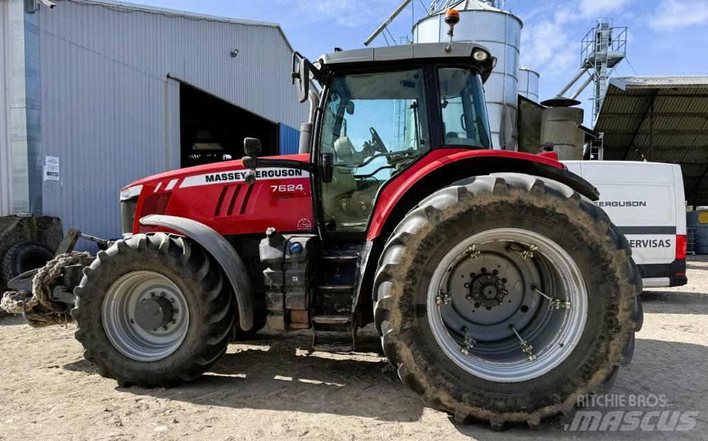 Massey Ferguson 7624 Traktory
