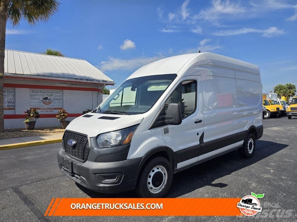 Ford Transit 260 Skříňová nástavba