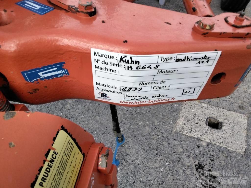 Kuhn VARIMASTER 121 Oboustranné pluhy