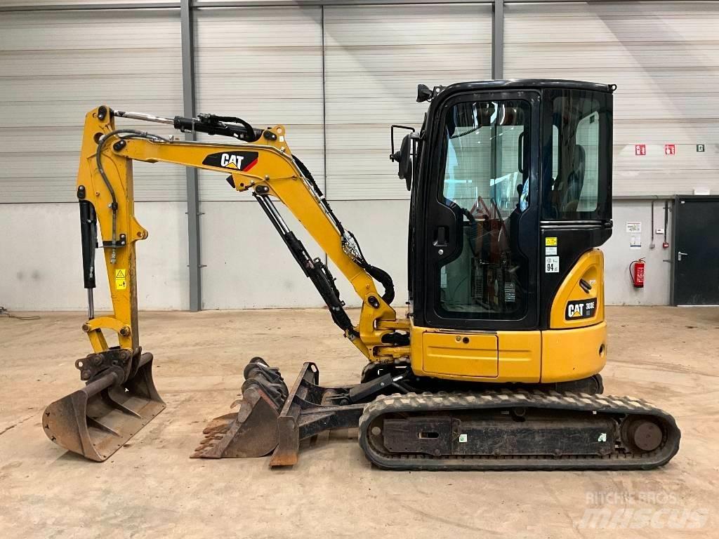 CAT 303 E Pásová rýpadla