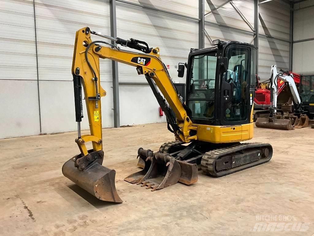 CAT 303 E Pásová rýpadla