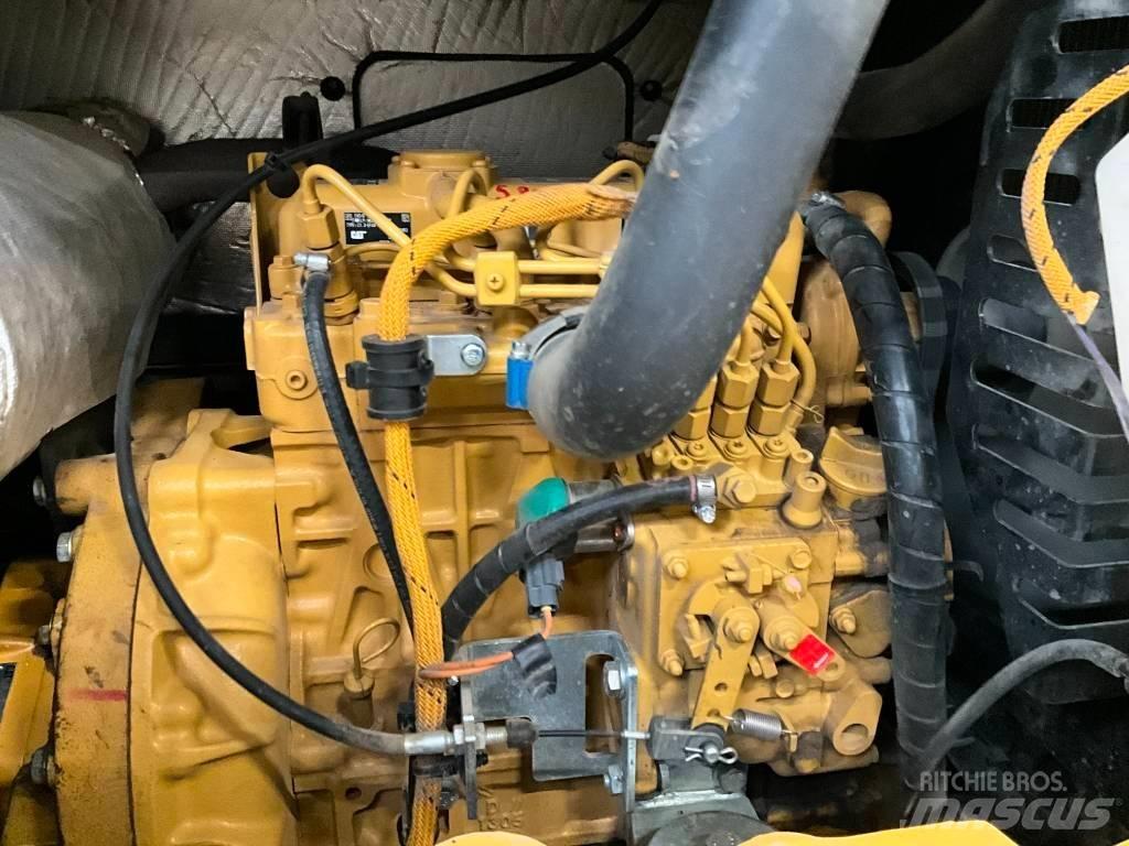 CAT 303 E Pásová rýpadla