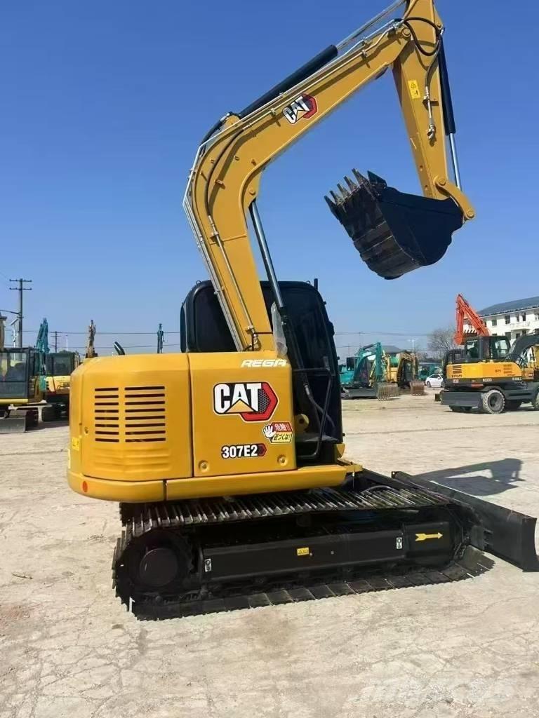 CAT 307E2 Pásová rýpadla