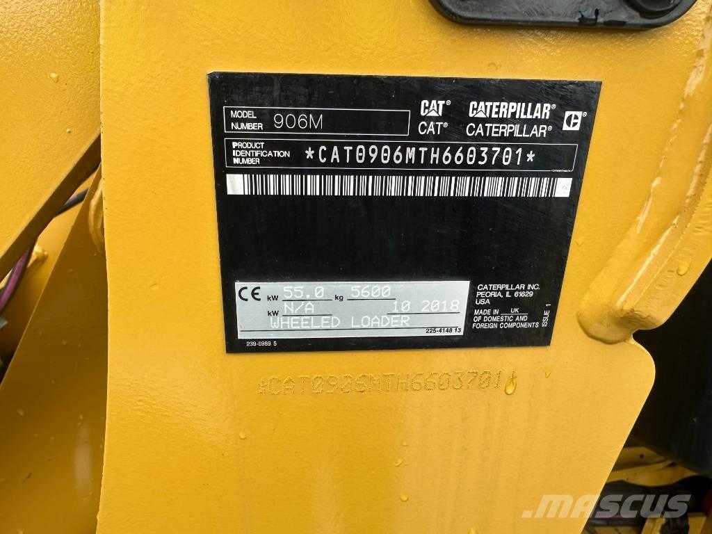 CAT 906 M Kolové nakladače