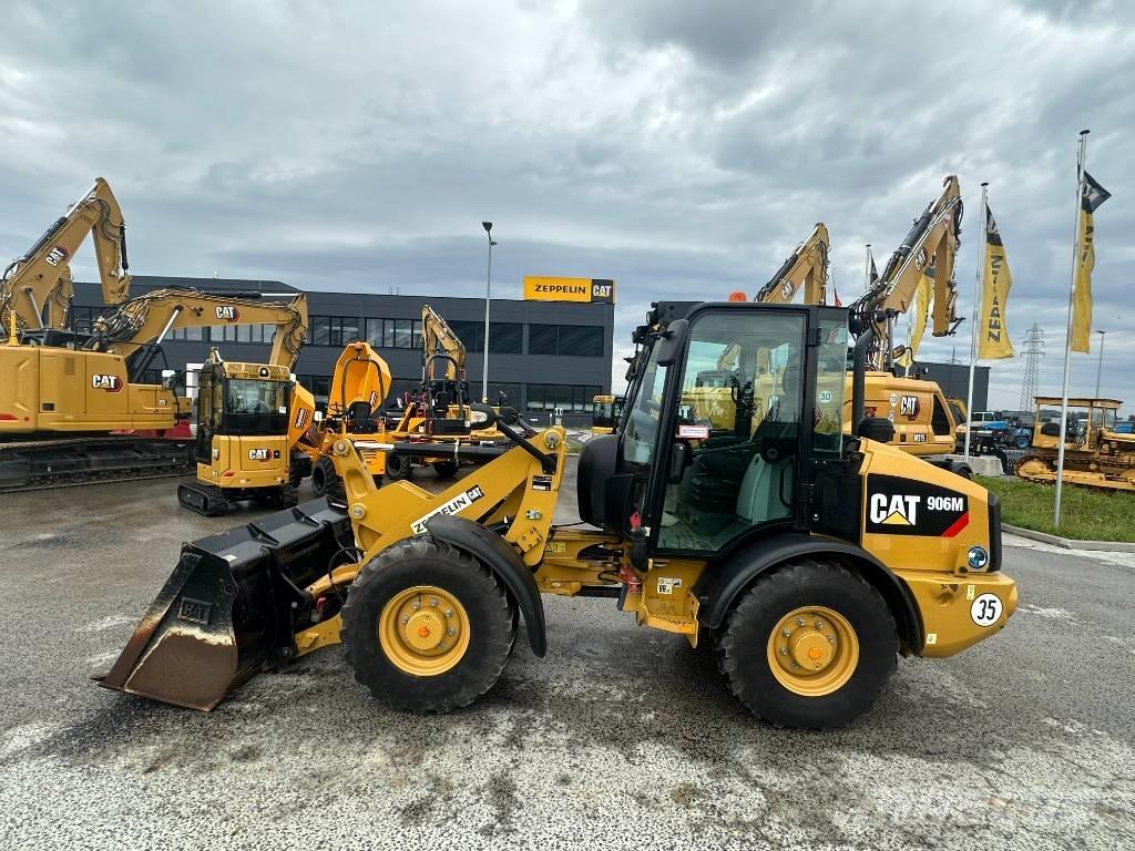 CAT 906 M Kolové nakladače