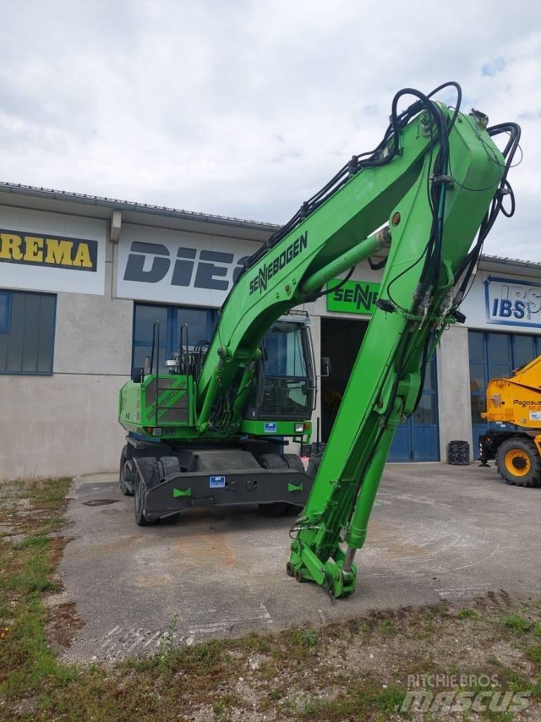 Sennebogen 821 M Stroje pro manipulaci s odpadem
