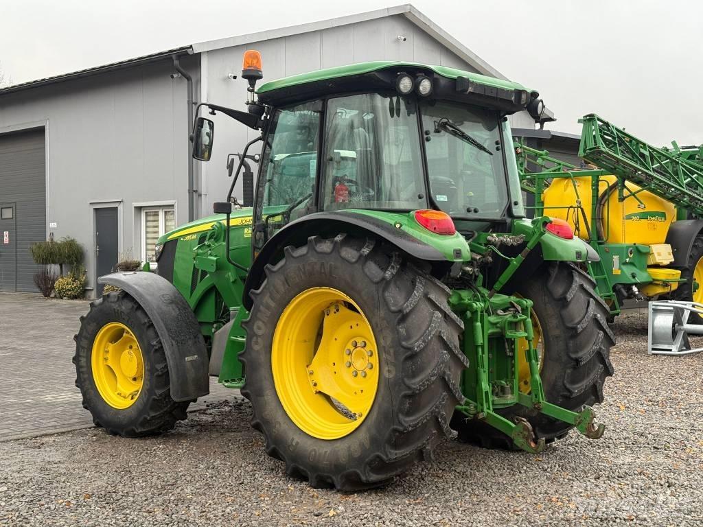 John Deere 5085 Traktory