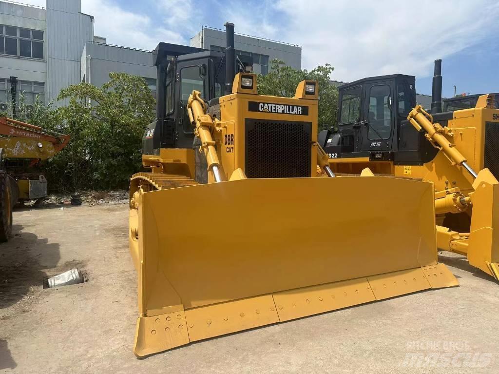 CAT D 8 R Pásové dozery