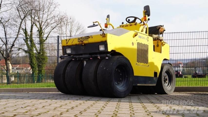 Bomag BW 3R-3 Pneumatikové válce
