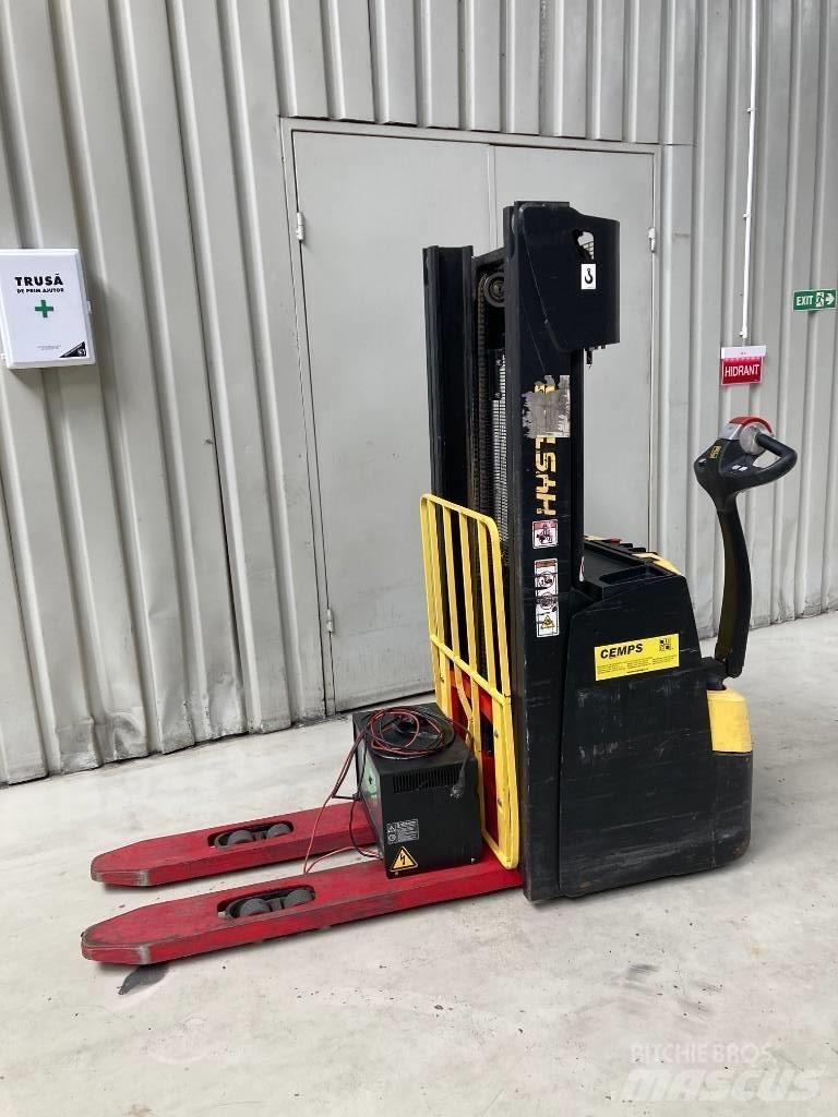 Hyster S 1.2 Ručně vedené vysokozdvižné vozíky