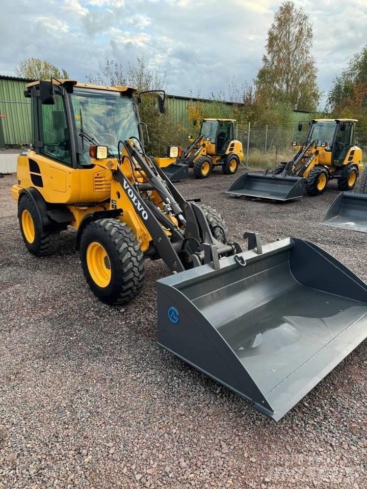 Volvo L 25 F Kolové nakladače