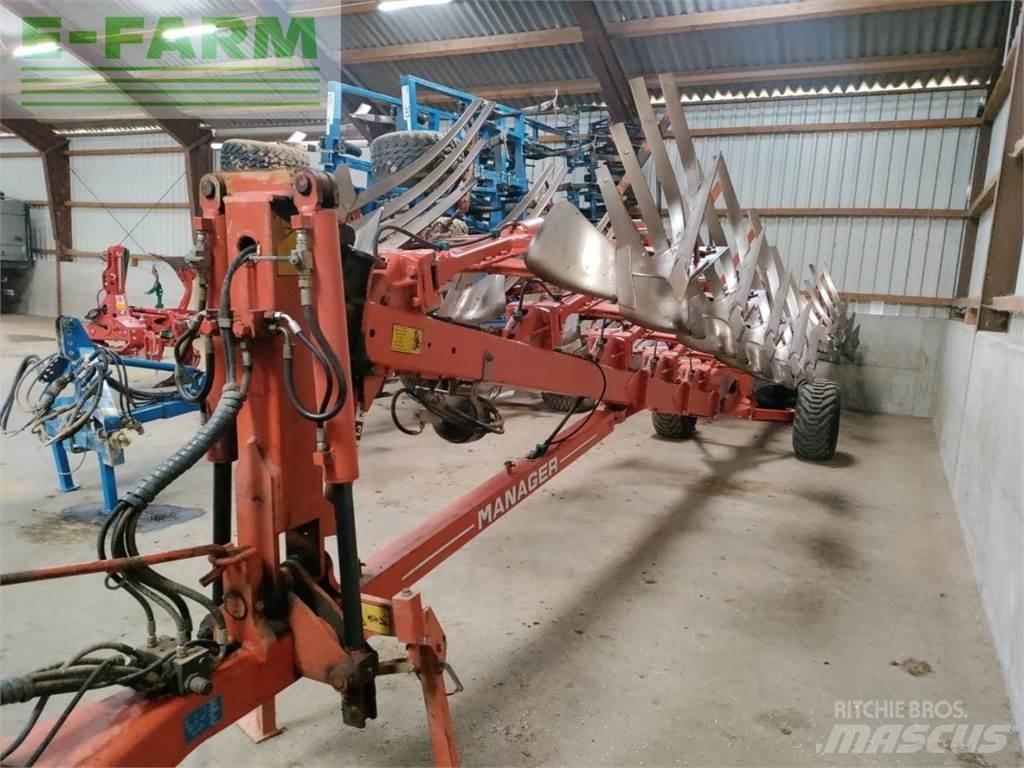 Kuhn Manager 8 NSH Konvenční pluh