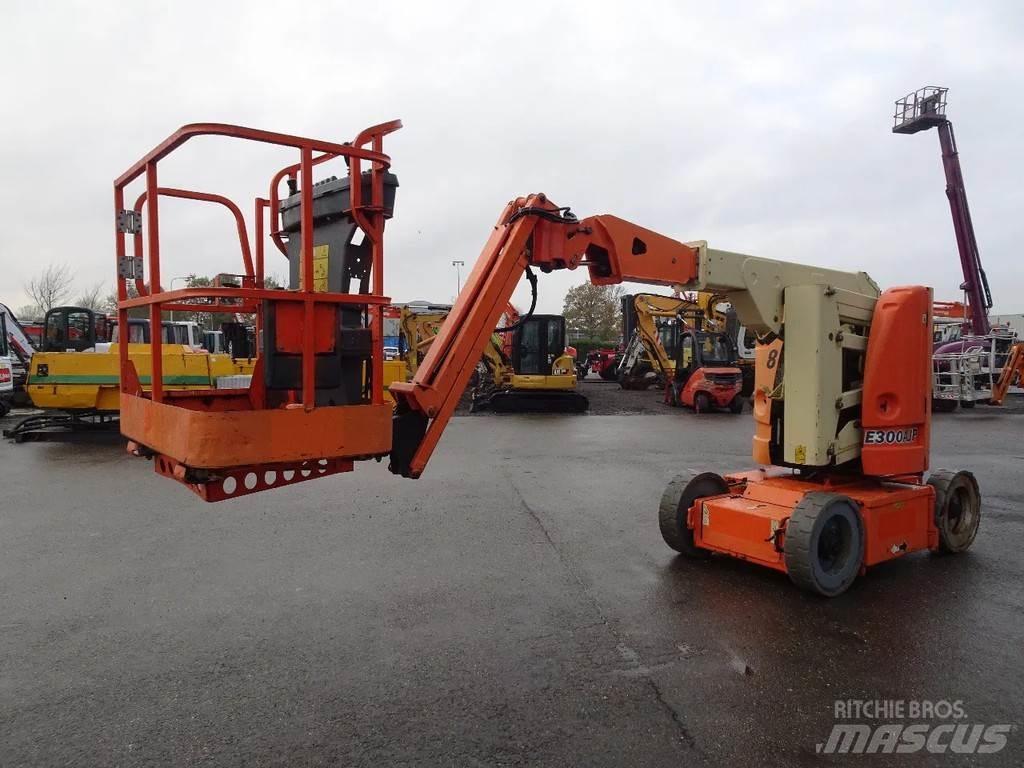 JLG E300AJP Kloubové plošiny