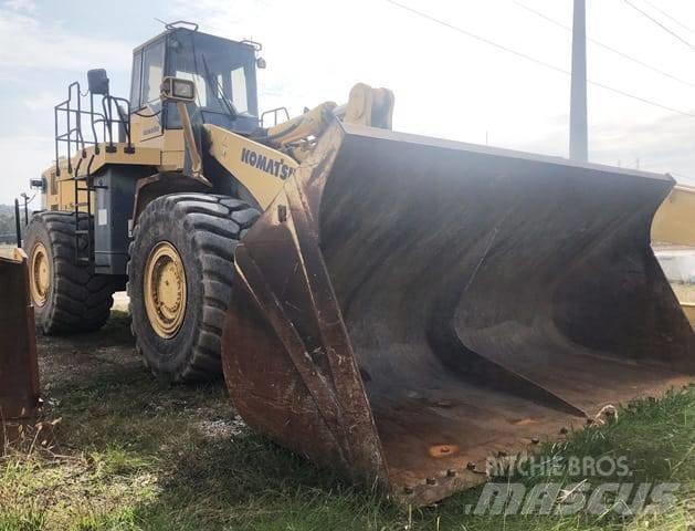Komatsu WA 600-6 Kolové nakladače